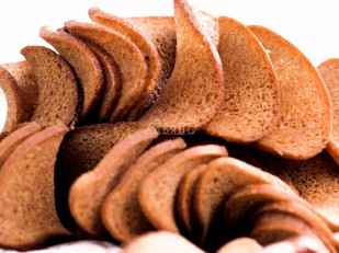 Ведро Ржаные гренки со вкусом свежего томата: Ресторанные гренки с чесноком