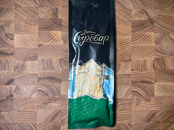 Сыр 60 гр ГОРНЫЙ СЫРОВАР (Паутинка копчёная) в Реутове