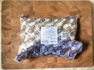 Сыр 60 гр ГОРНЫЙ СЫРОВАР (Паутинка белая с укропом и чесноком): Сыр 1 кг ГОРНЫЙ СЫРОВАР (Бочонок с укропом и чесноком)