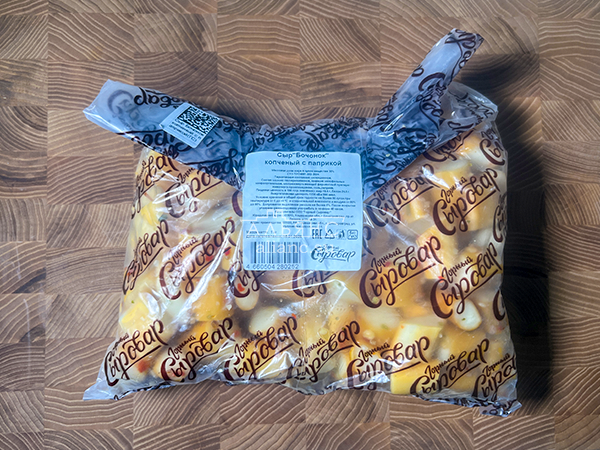 Сыр 1 кг ГОРНЫЙ СЫРОВАР (Бочонок копчёный с паприкой) в Реутове