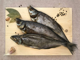 Вобла (18+) с икрой: Синец вяленый