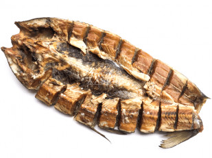 Вобла (18+) с икрой: Сом (бабочка) холодного копчения